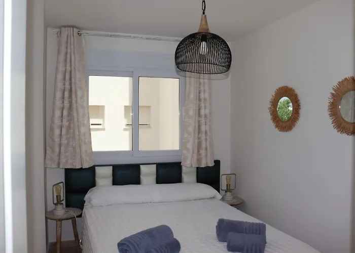 Port View - Reina Sofia Apartamento *